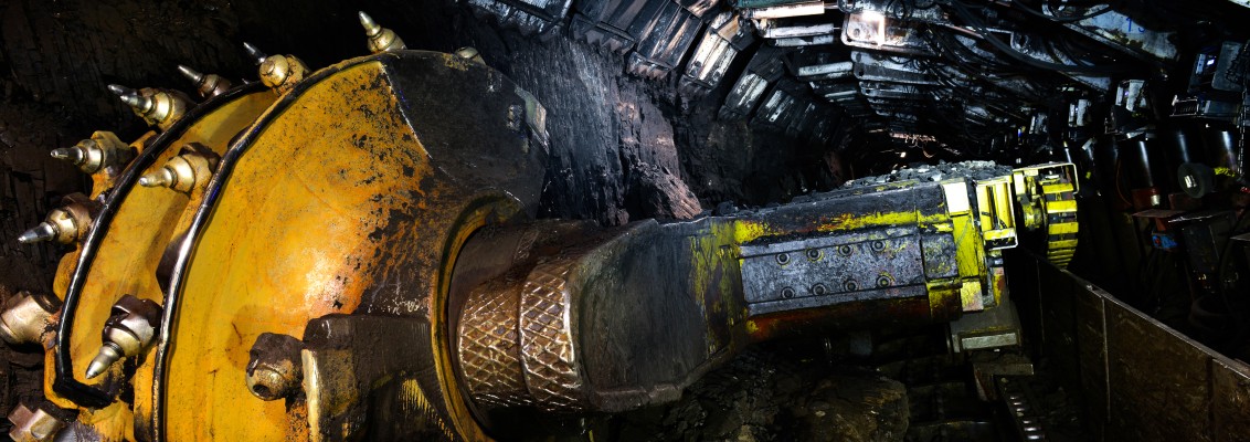 Coal extraction mine excavator